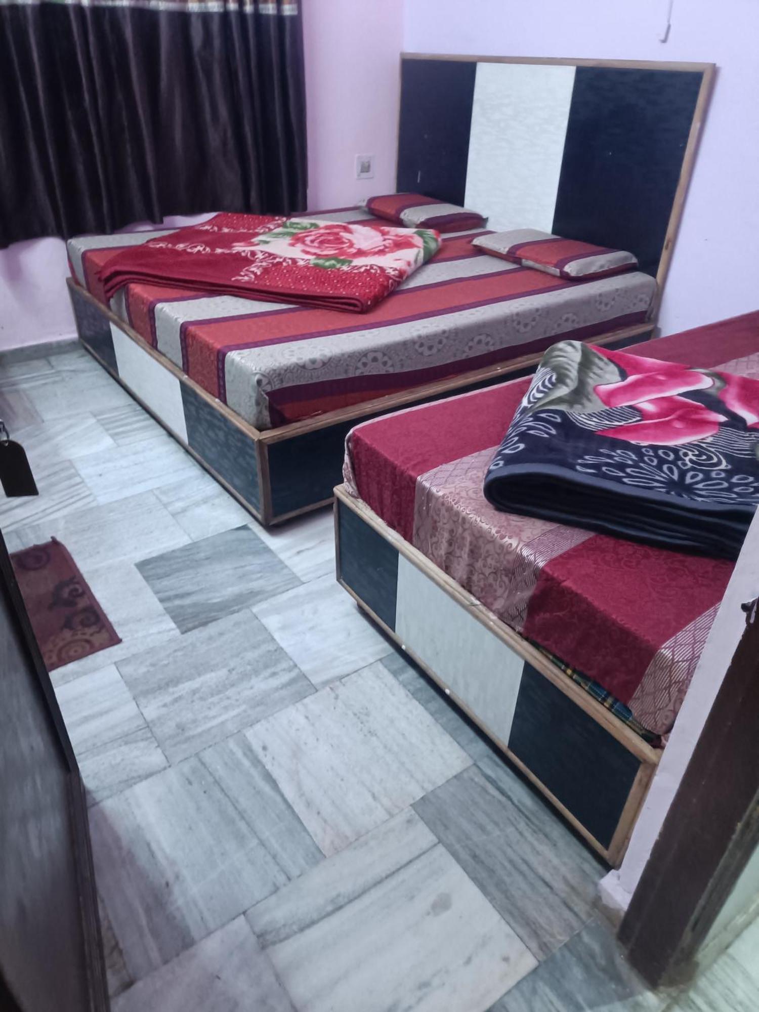 Hari Ganga Near By Bus And Railway Station Hotel Haridwār Exterior foto