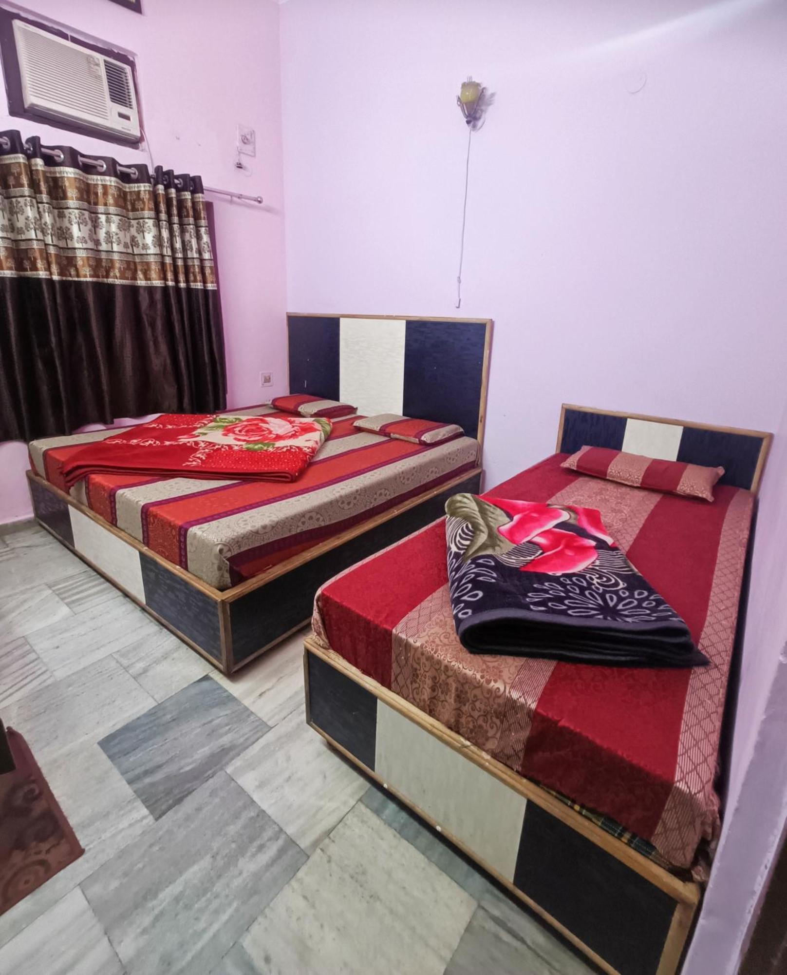 Hari Ganga Near By Bus And Railway Station Hotel Haridwār Exterior foto